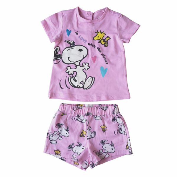 Girls pajamas in pink