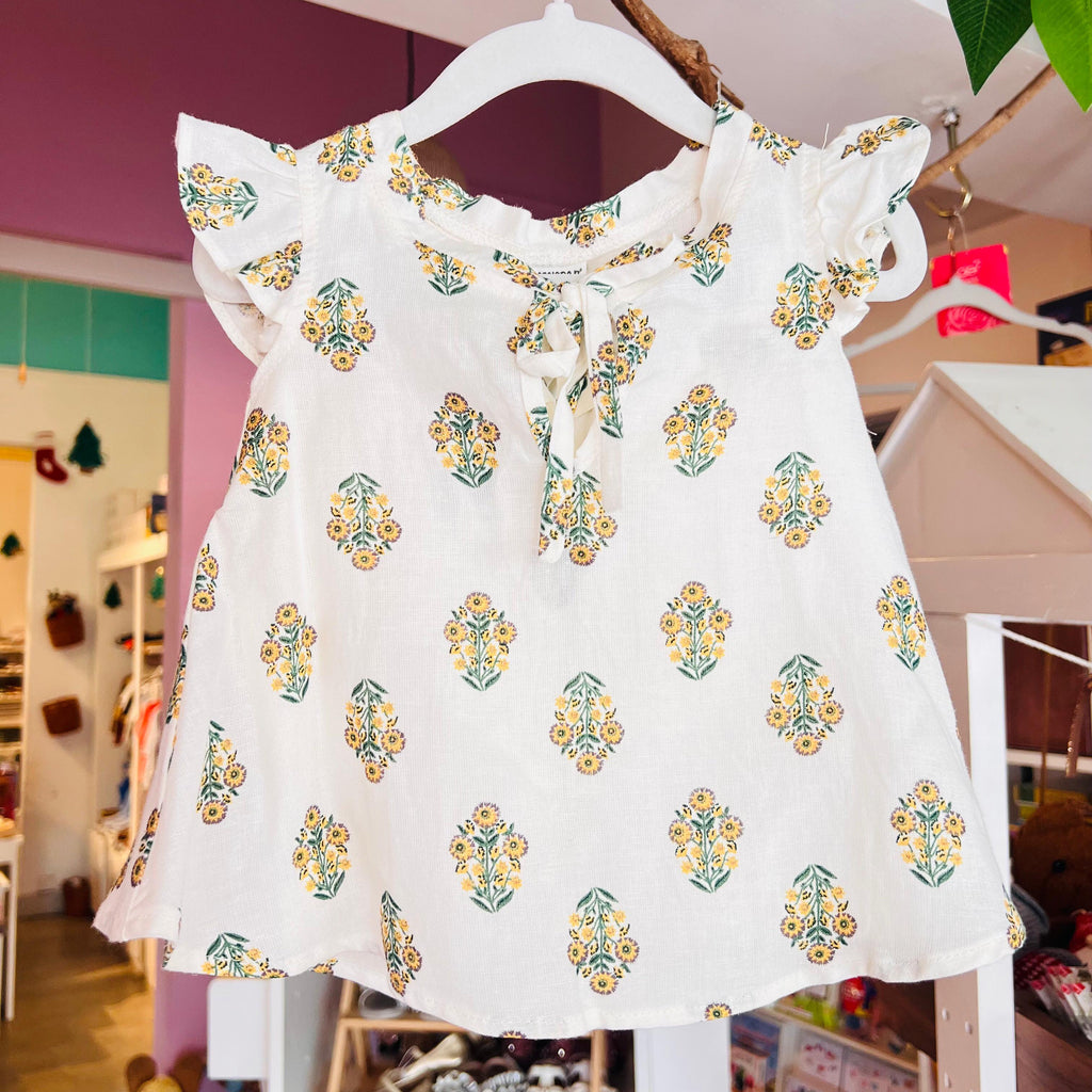 Baby Girl & Kids White Floral Flutter Sleeve Top with Shorts