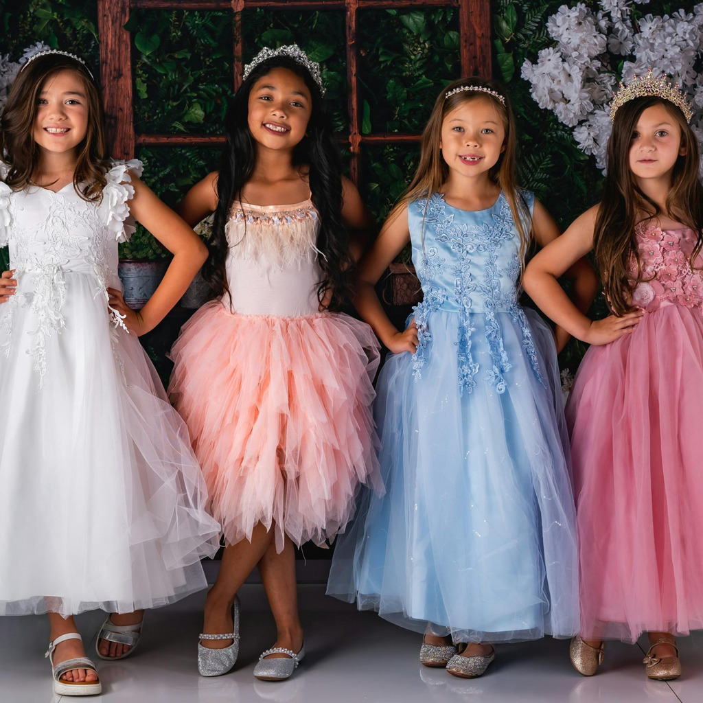 Children’s Costumes & Dress-Up