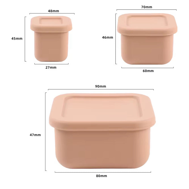 A set of three beige snack boxes in different sizes with lids.