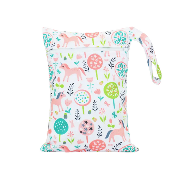 Waterproof wet bag with snap handle - unicorn themed